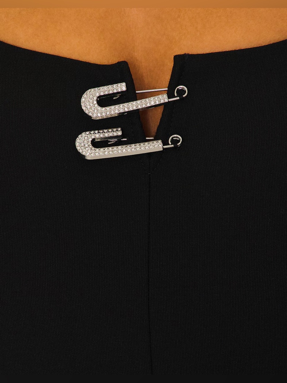 NEW CINQ A SEPT BLACK SLEEVELESS MINI DRESS WITH OVERSIZED BLING SAFETY PINS - Picture 13 of 16